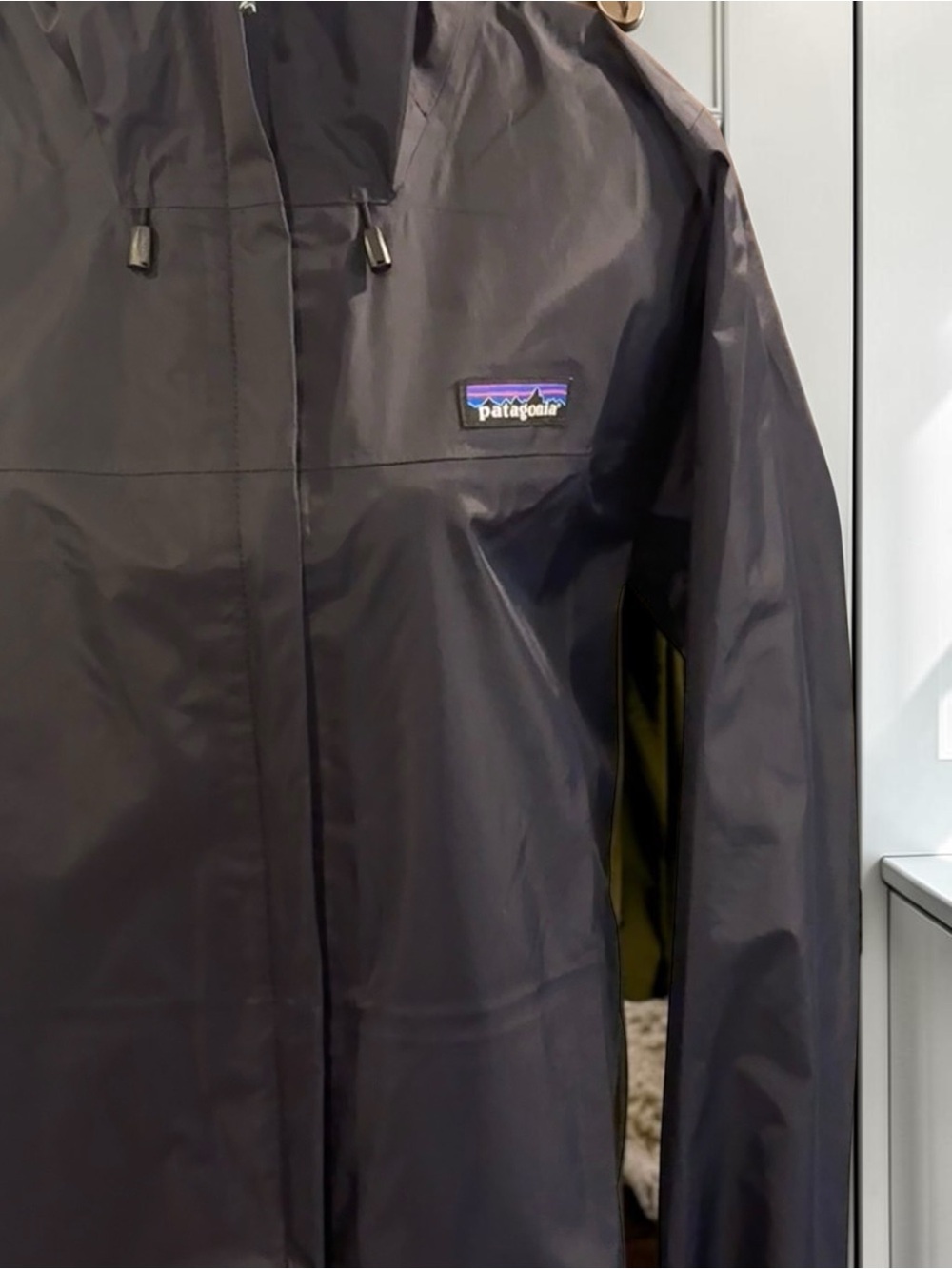 NWOT Patagonia Women’s Torrentshell 3L Rain Jacket Black Medium H2No Waterproof